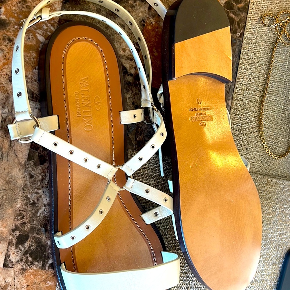 Women shoes